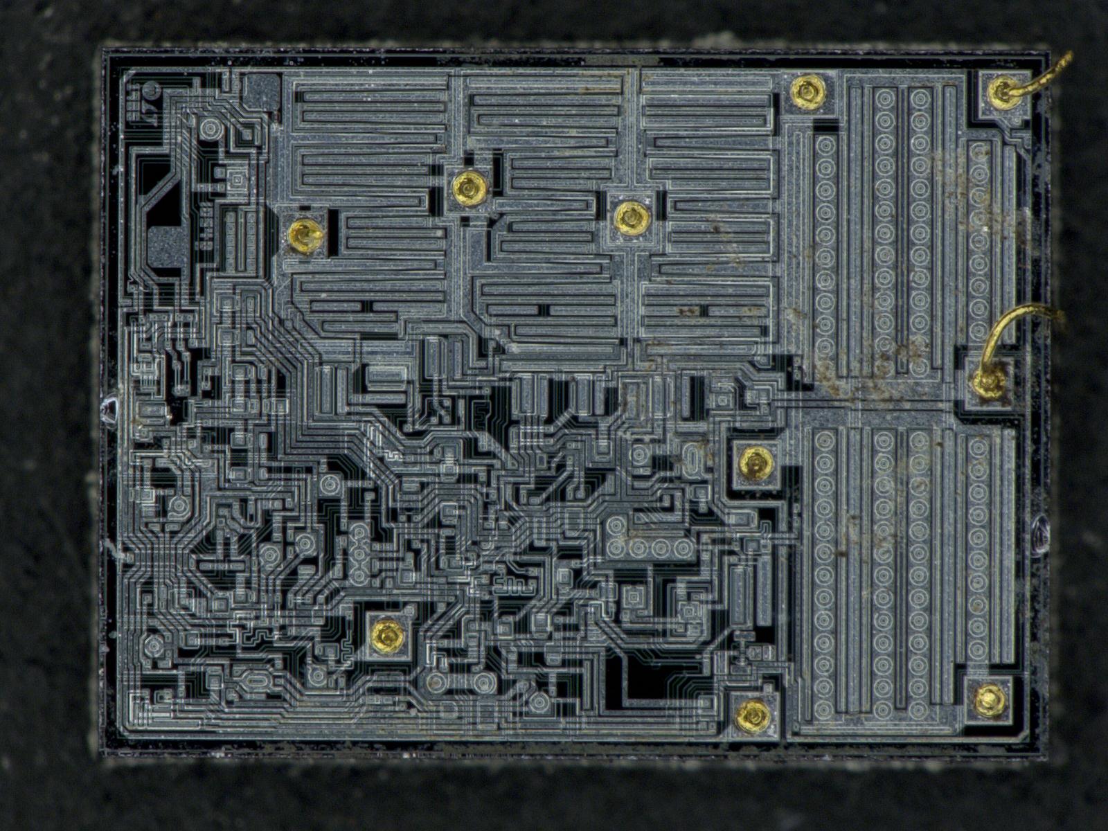 Decap: LT1054 Switched Capacitor Voltage Converter with Regulator